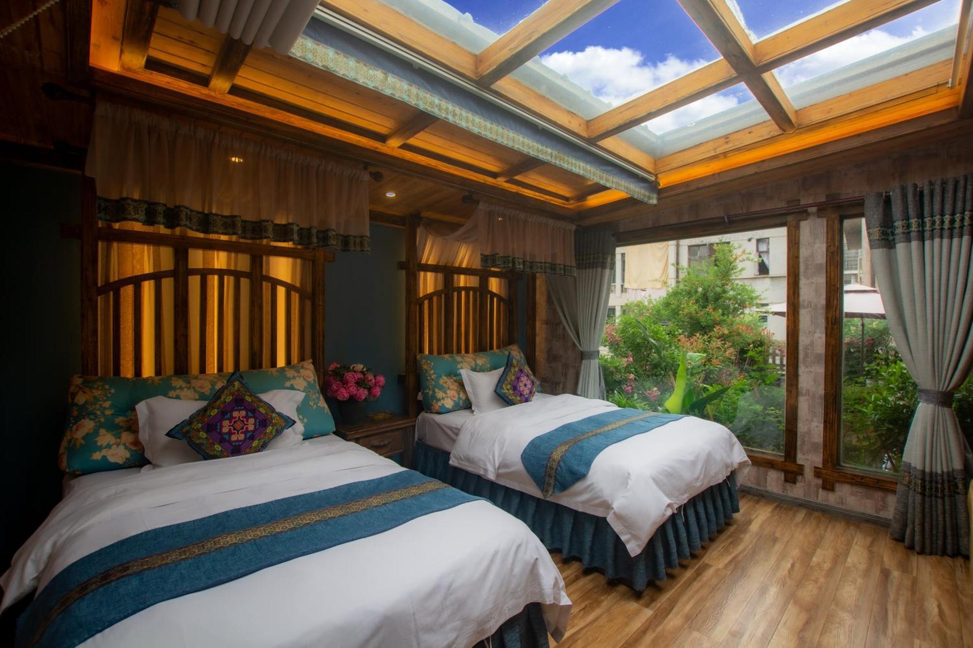 Floral Hotel - Baihui Living Чжанцзяцзе Экстерьер фото